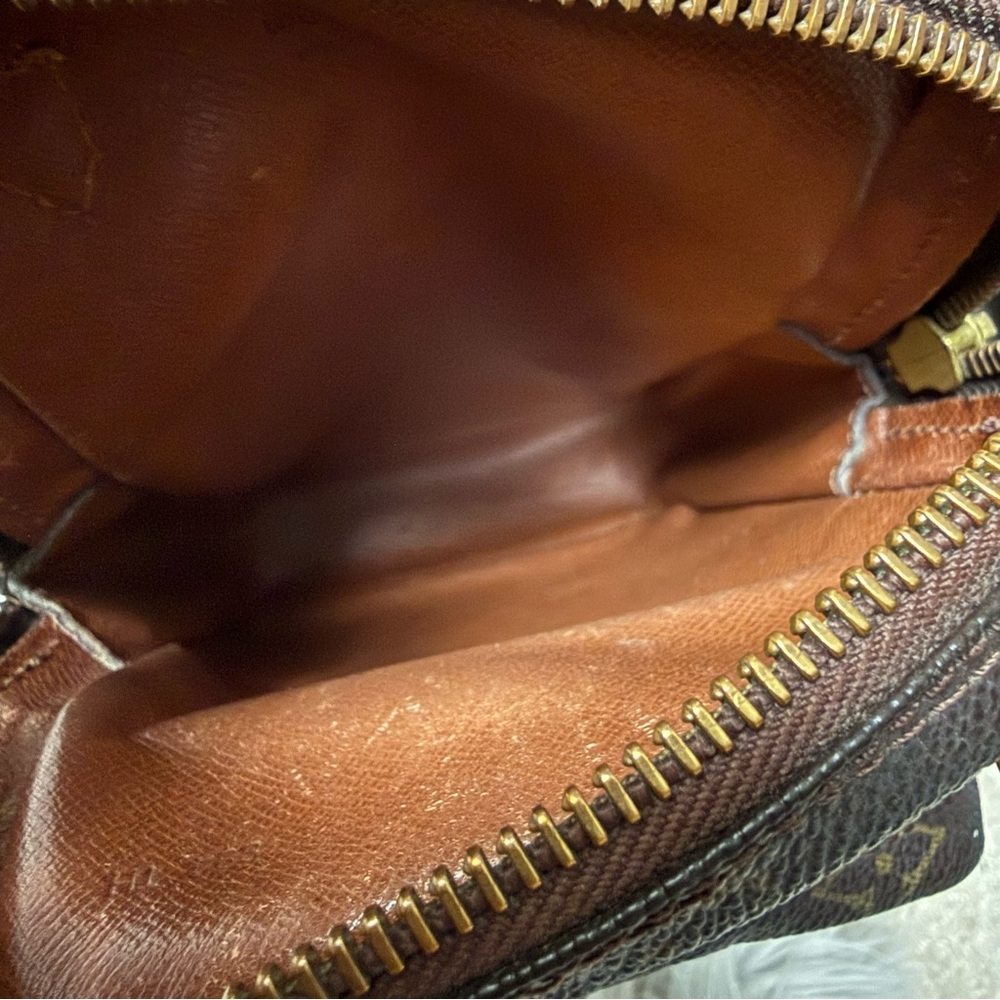 LOUIS VUITTON Monogram Amazone Crossbody Bag - Picture 12 of 16